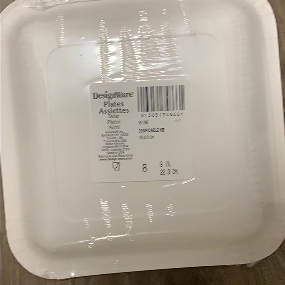 Minion party Plates and masks - Picture 3 of 4